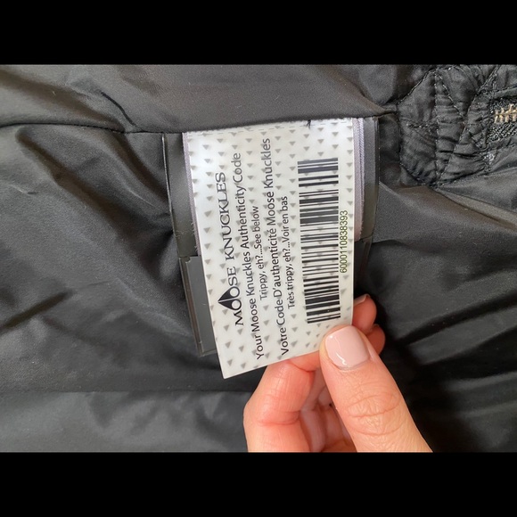 Moose Knuckles Parka - Picture 6 of 9